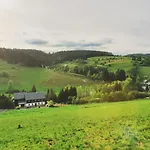 Pension Obere Juchhe In Thueringen Kleines, Familiaeres Pension Mit 4 Zimmern Und Einem Geraeumigen Apartment, Ideal Fuer Familien Und Kleine Gruppen 3*