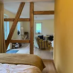 Pension Obere Juchhe In Thueringen Kleines, Familiaeres Pension Mit 4 Zimmern Und Einem Geraeumigen Apartment, Ideal Fuer Familien Und Kleine Gruppen 3* Gräfenthal