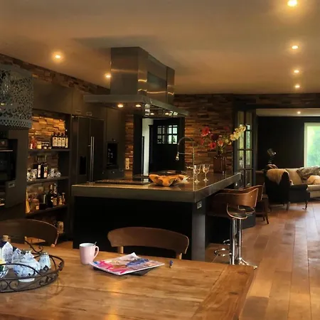 Obere Juchhe In Thüringen Kleines, Familiäres Mit 4 Zimmern Und Einem Geräumigen Apartment, Ideal Für Familien Und Kleine Gruppen Gasthof Gräfenthal