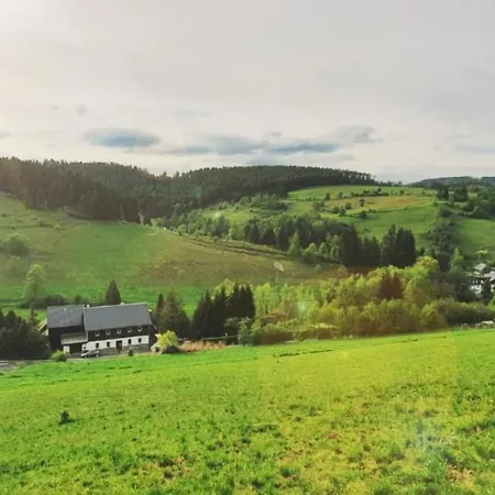 Obere Juchhe In Thüringen Kleines, Familiäres Mit 4 Zimmern Und Einem Geräumigen Apartment, Ideal Für Familien Und Kleine Gruppen 3*