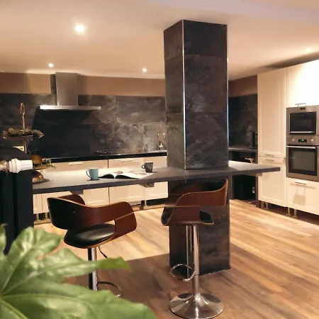 Gasthuis Familie Obere Juchhe, Vakantiewoning En *