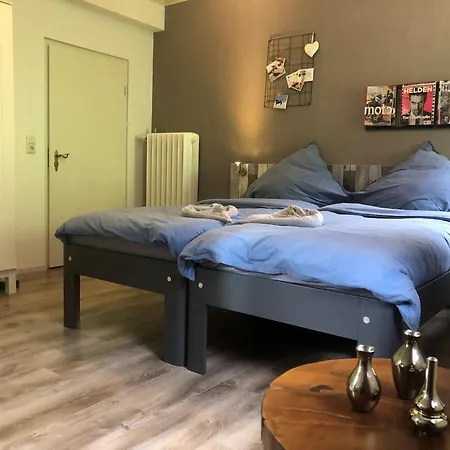 Obere Juchhe In Thüringen Kleines, Familiäres Mit 4 Zimmern Und Einem Geräumigen Apartment, Ideal Für Familien Und Kleine Gruppen 3* Gräfenthal