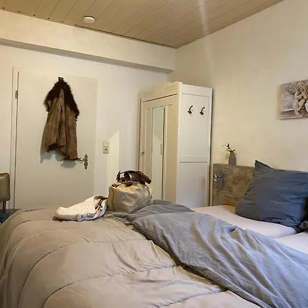 Gasthuis Familie Pension Obere Juchhe, vakantiewoning en kamers Gräfenthal