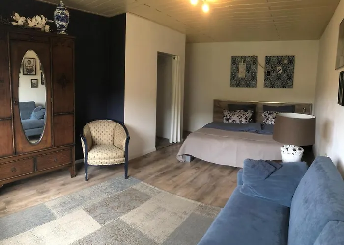 Familie Pension Obere Juchhe, vakantiewoning en kamers Gräfenthal